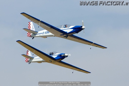 2006-06-10 Carpi Airshow 1806 Blue Voltige